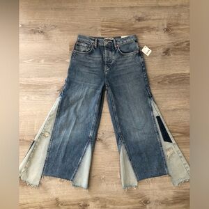 NWT Free people We The Free Stylish Blue Denim Flare Jeans size 25 L